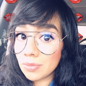 Meet your Posher, Jenn